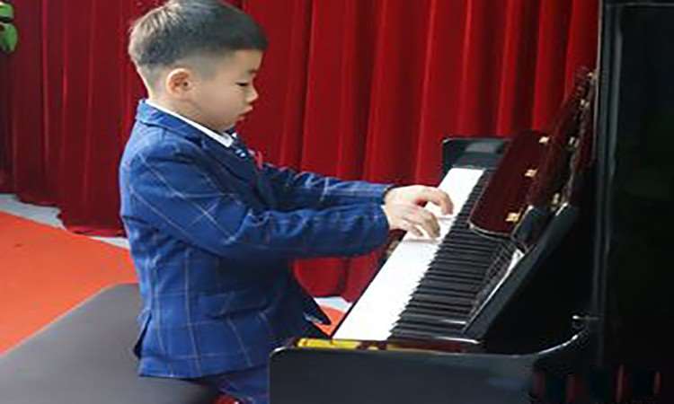 青岛少儿钢琴学习辅导